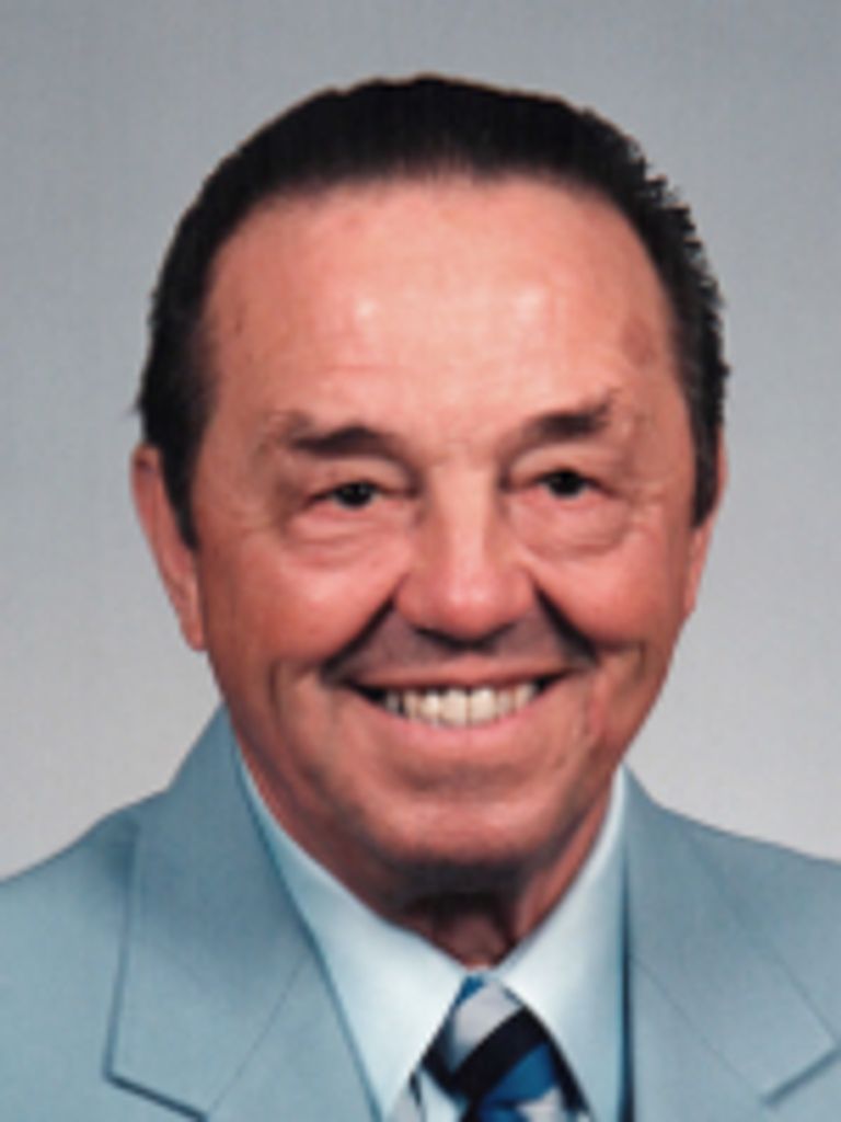 Earl R. Dau Profile Photo