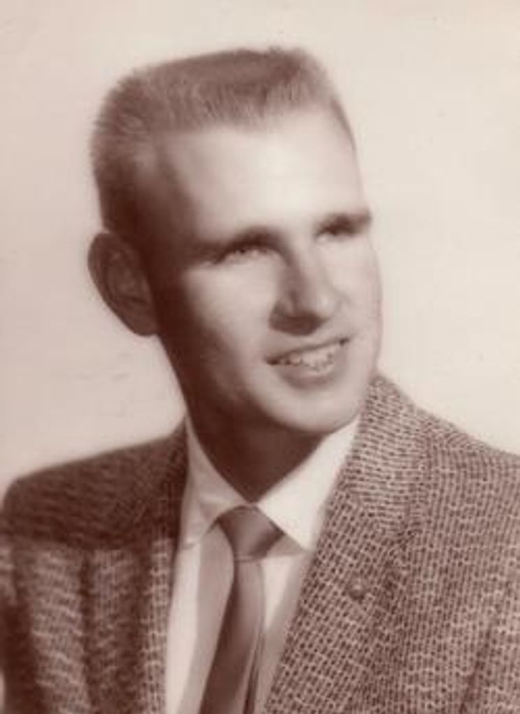 Franklin Dee Hoot Profile Photo