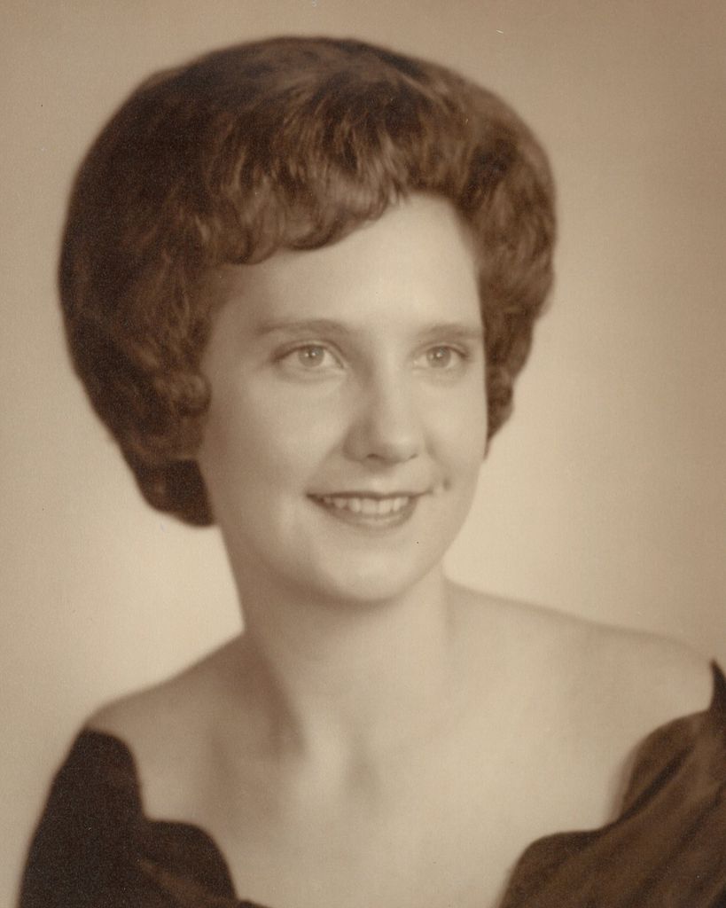 Helen Adderholt Profile Photo