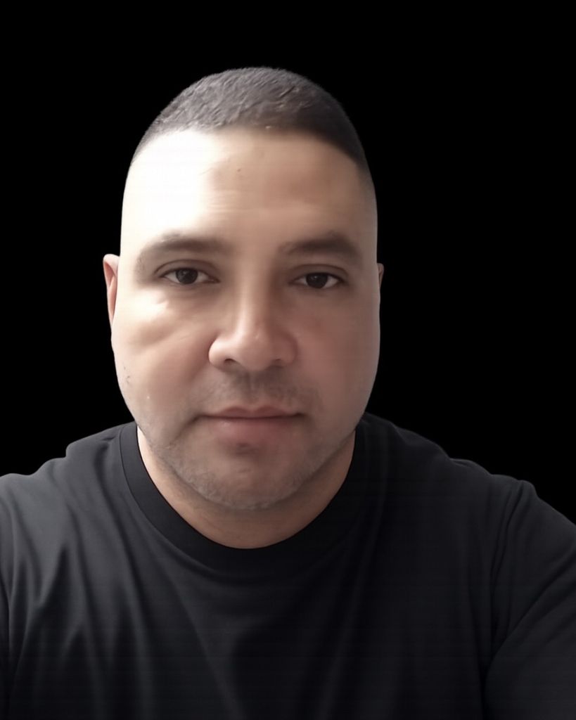 Juan Ruiz Profile Photo