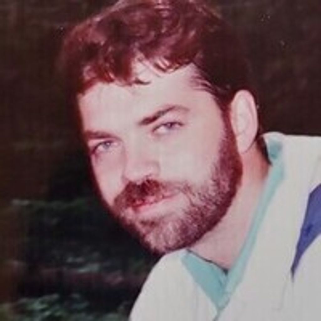 Derrick F Wells