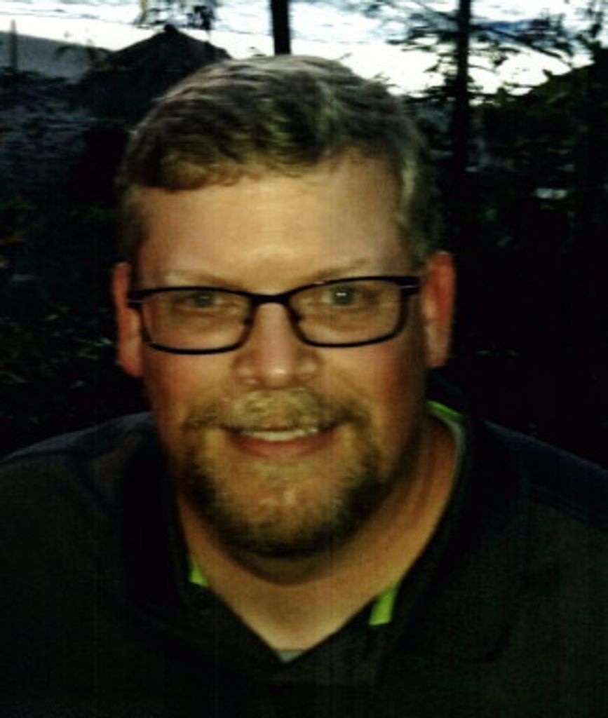 Mr. Scott Douglas Lough