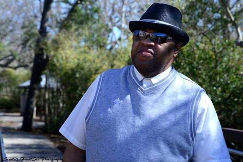 Anthony Raynard Saxton Profile Photo