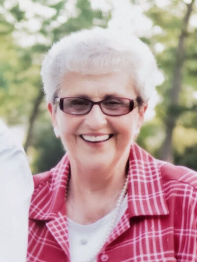 Mary Francis Russell Profile Photo