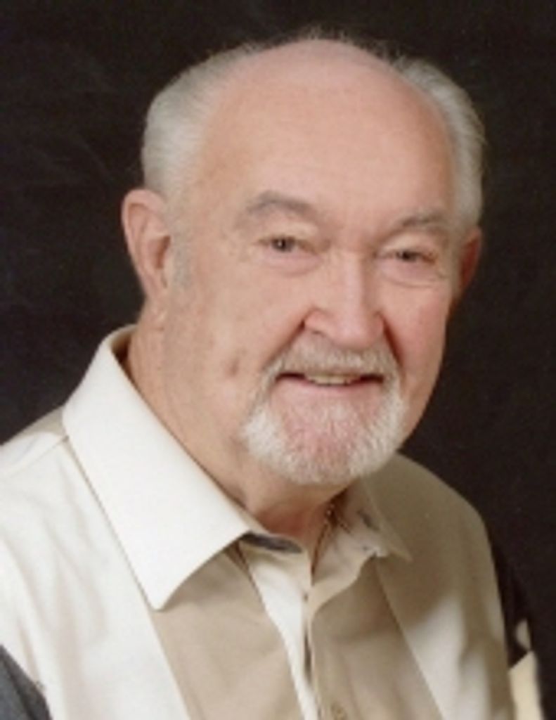 Robah "Bob" Stauber Moser,  Jr.