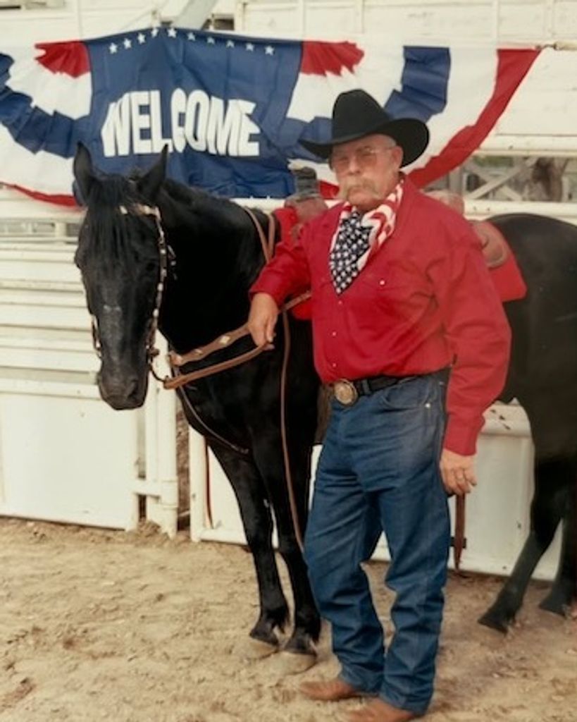 Robert Ray “Bob” Day Profile Photo