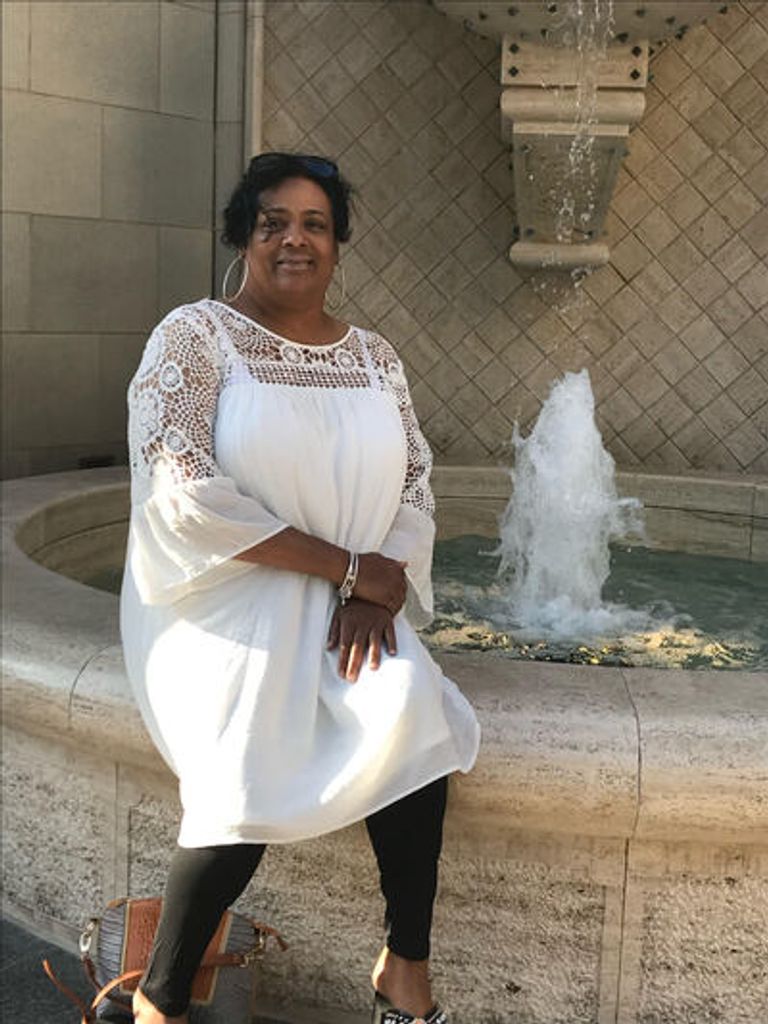 Valecia "Lisa" Ann Harris Profile Photo