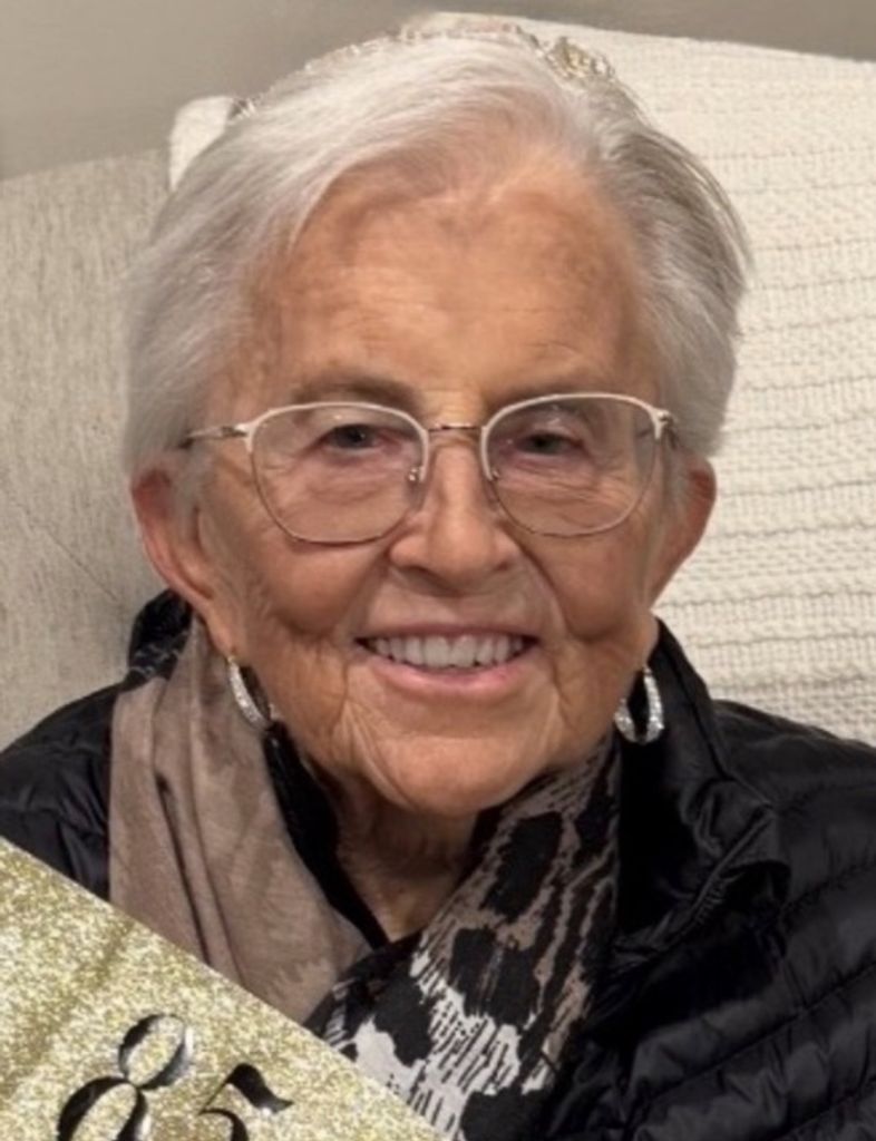 Helen Choinski Profile Photo