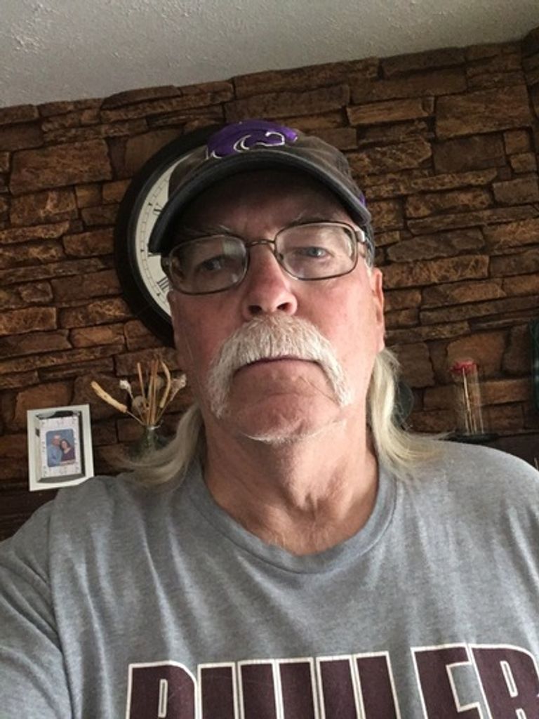 Robert Osborn Profile Photo