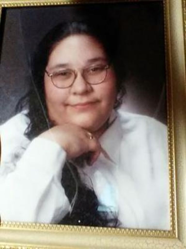 Tadeo, Crystal Suzanne
