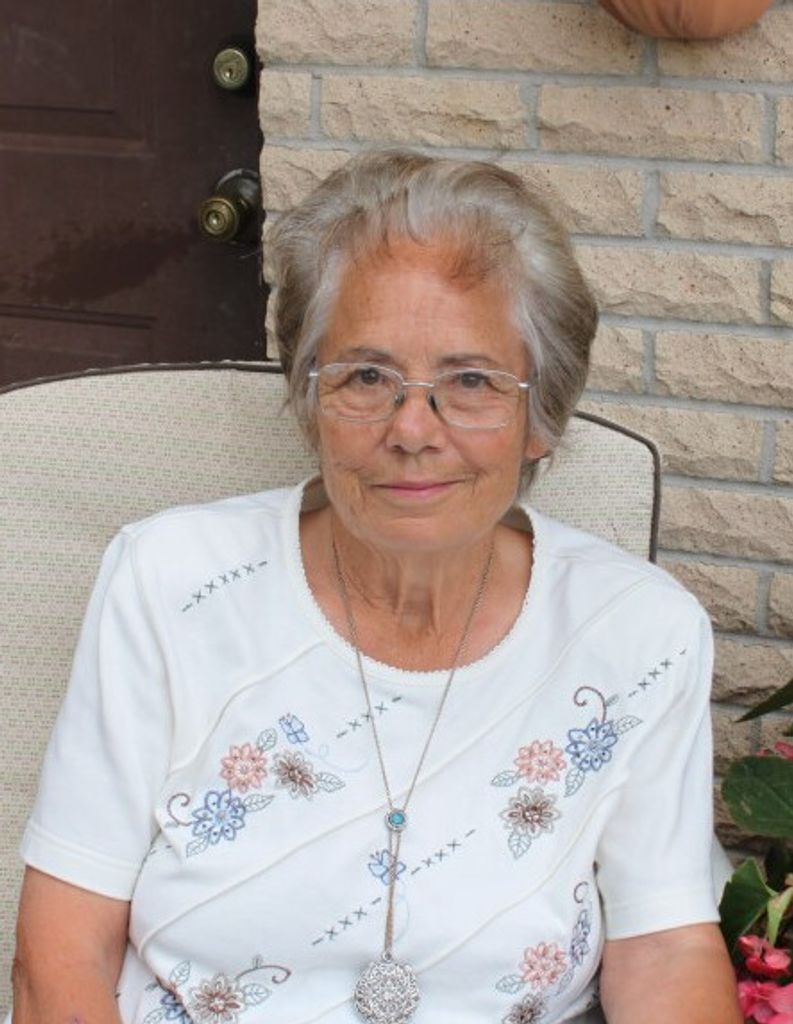 Dixie Anne (Chain)  Schemm