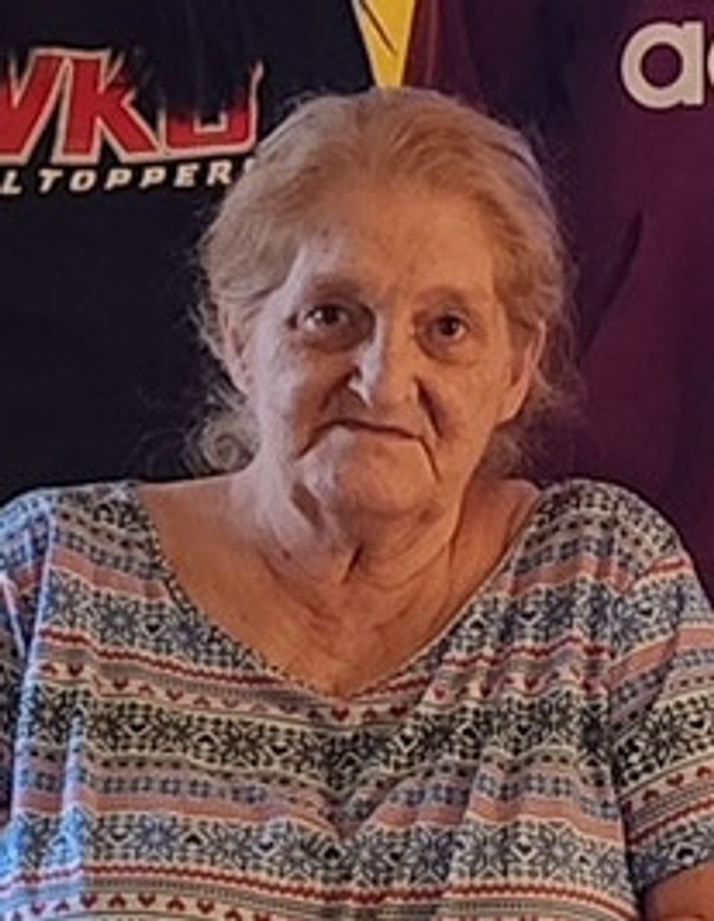 Linda (Bryan)  Close Profile Photo