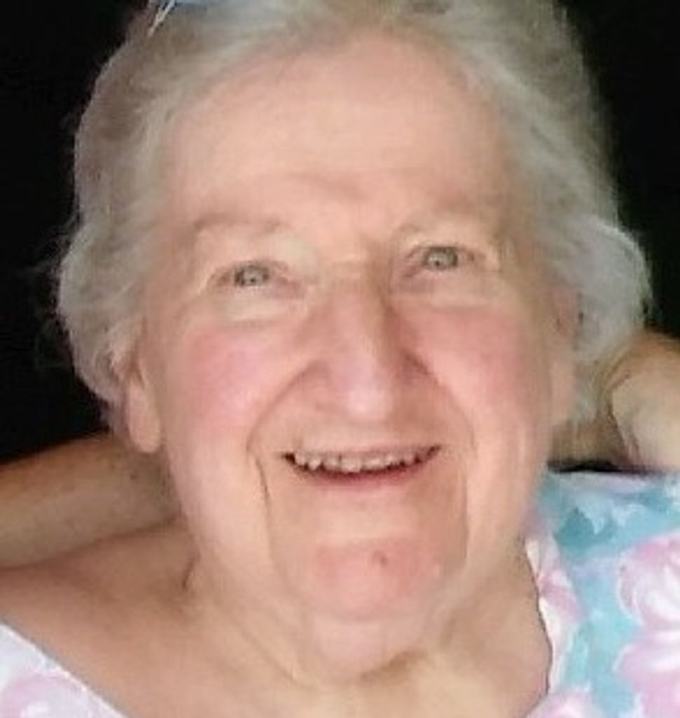Maudie White