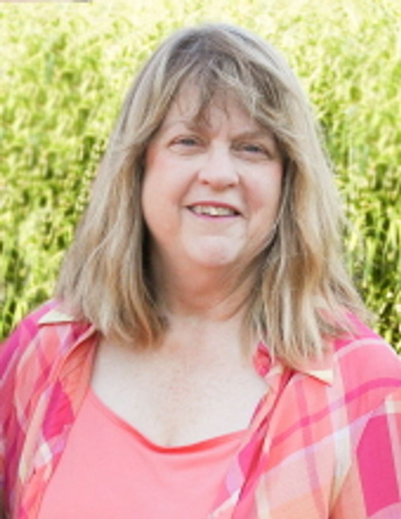 Cindy  S. Neuhold
