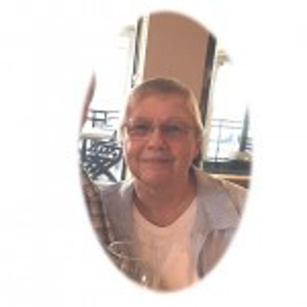 Susan J. (Saxer)  Majeski