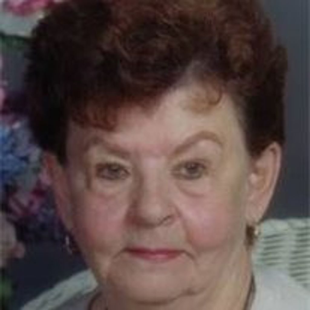 Maxine Molnar Profile Photo