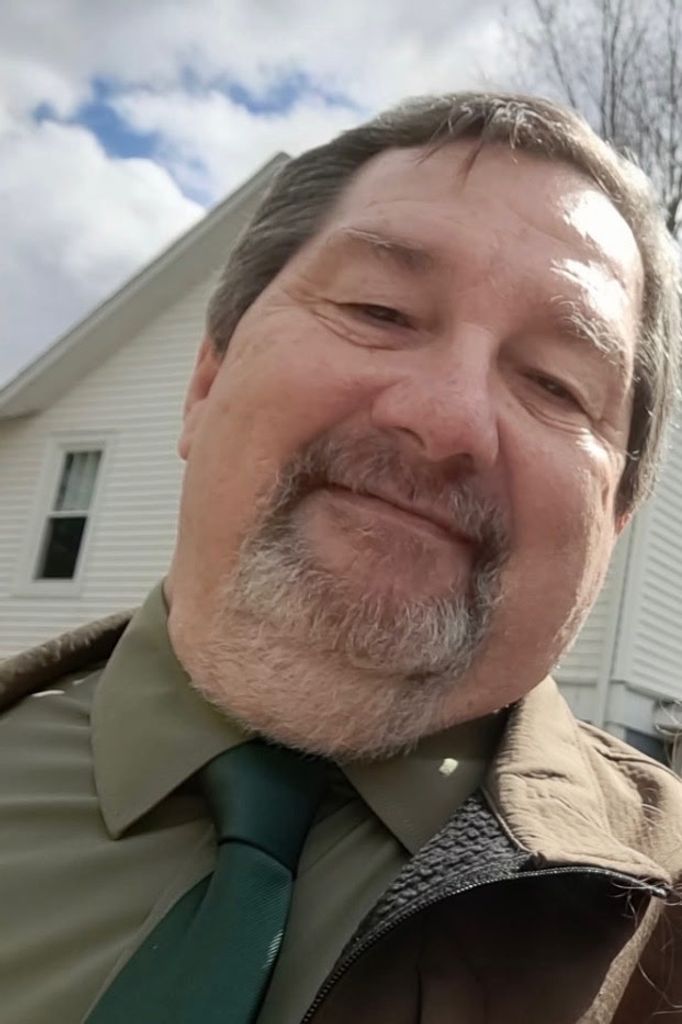 Daniel J. Grimins Profile Photo