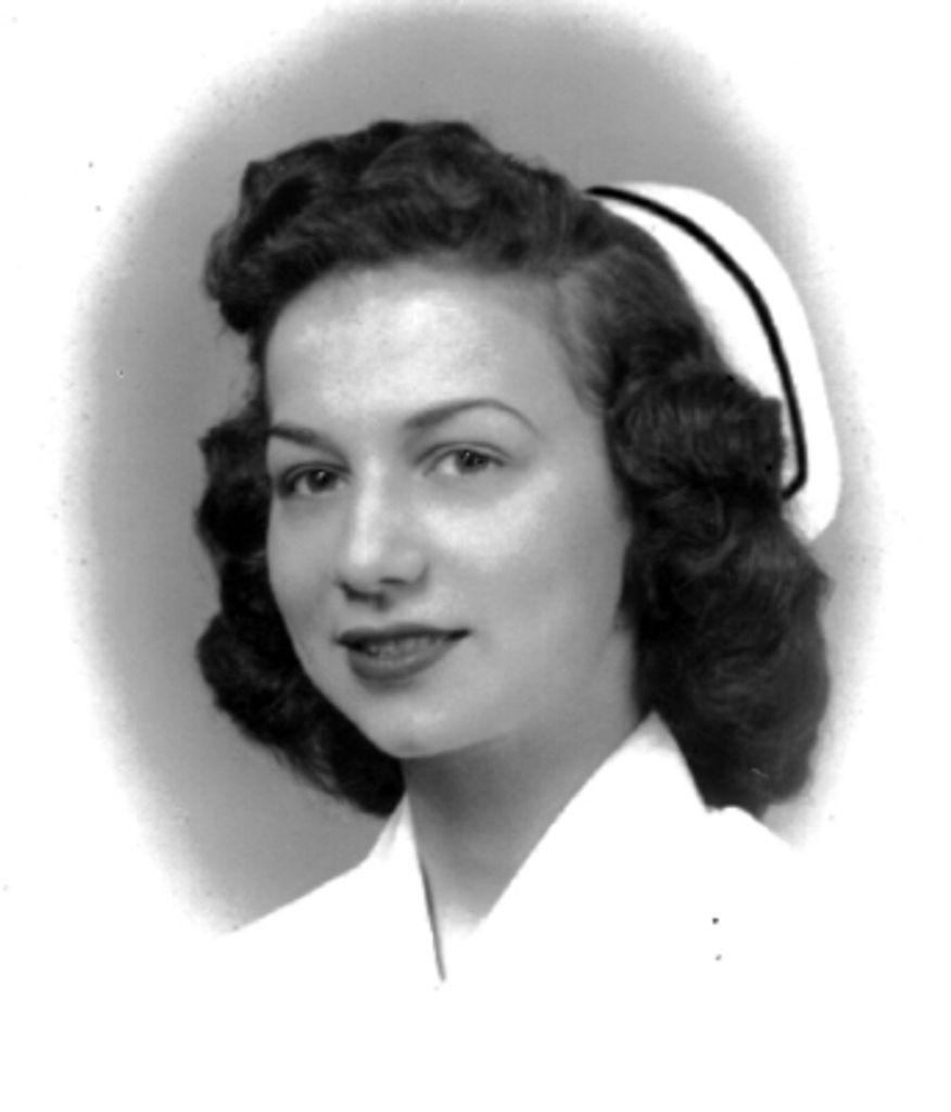 Claire Robidoux Profile Photo