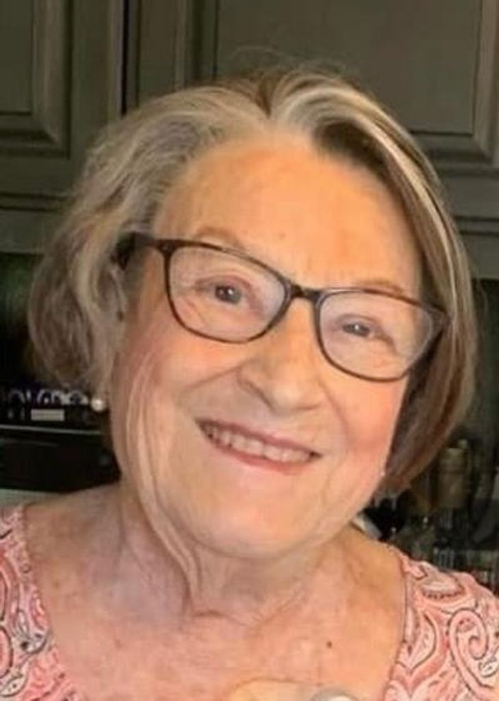 Diane (Davalle) Perkins Profile Photo