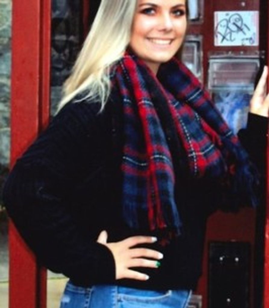 Kelsey  Barry