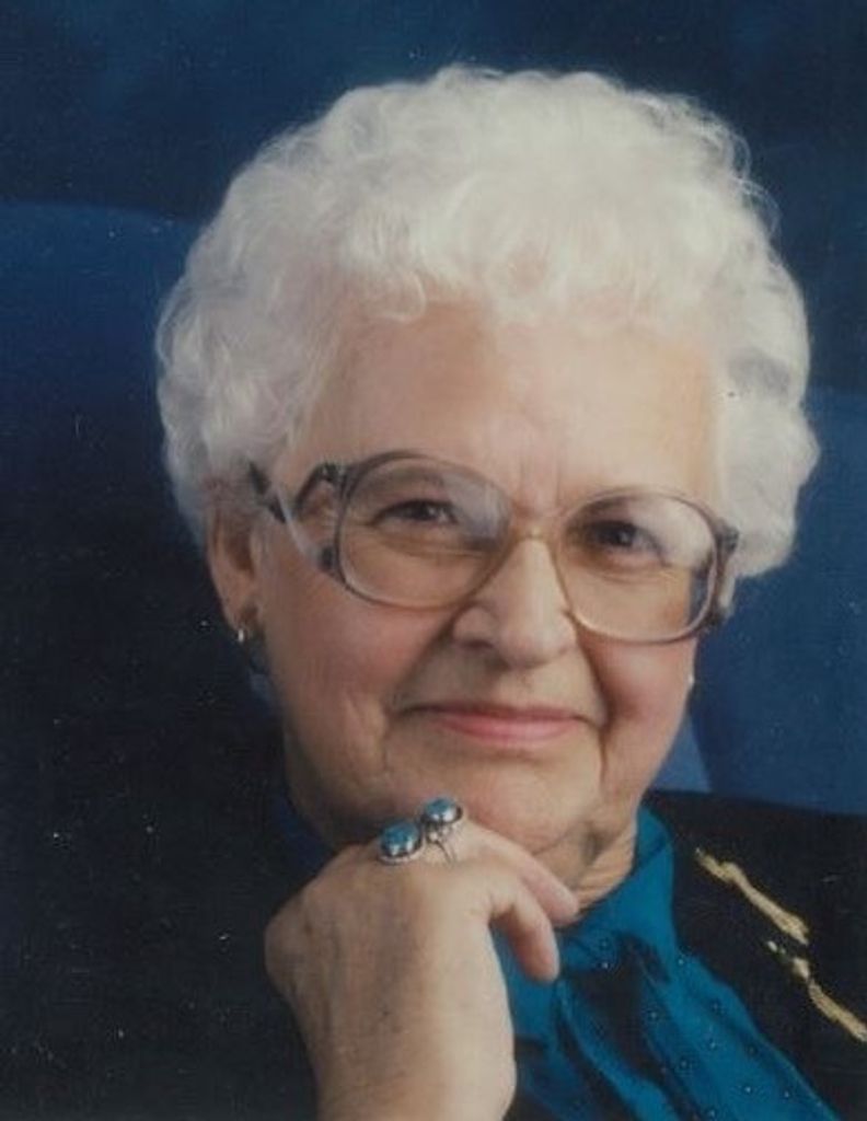 Evelyn Carlson
