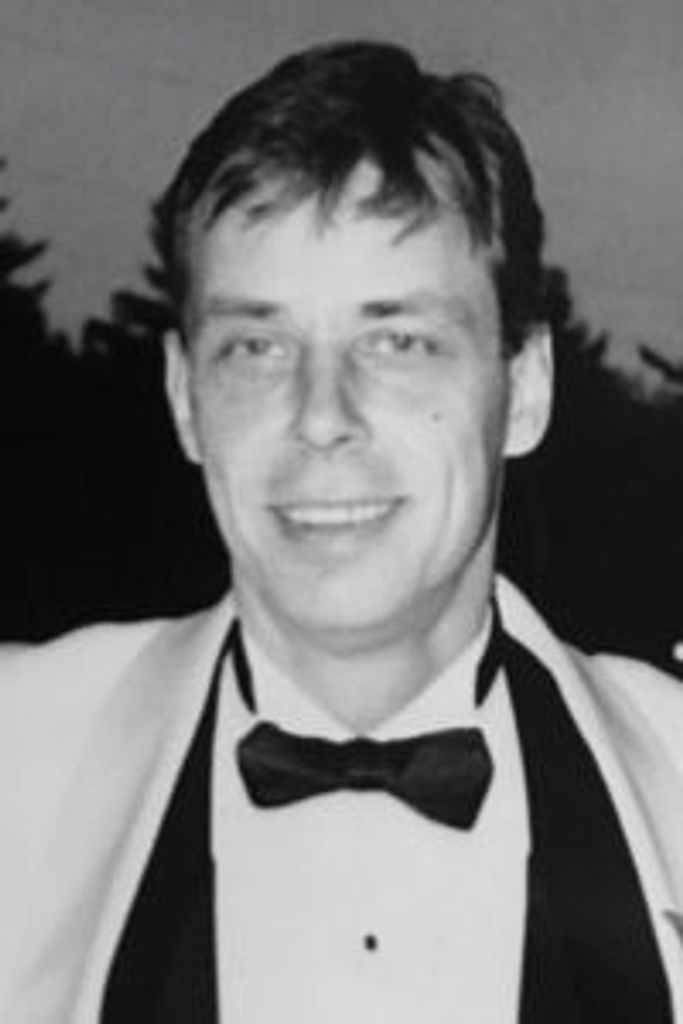 Ronald  Carl Genschaw