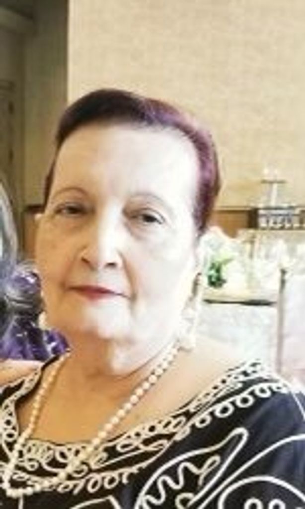Bertha Alicia De Quintero