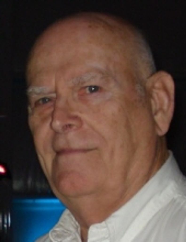 Larry  B. Hallauer