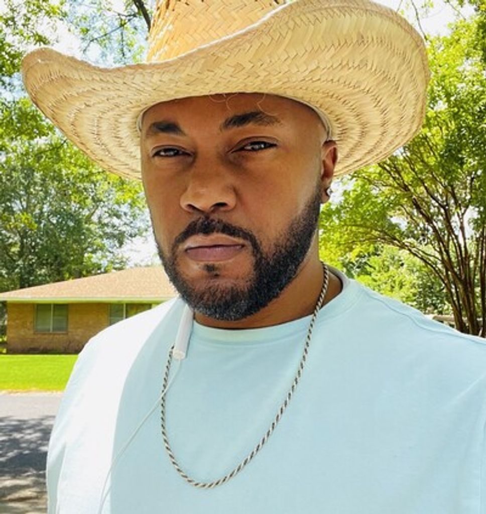 Marlon D'Angelo Moore