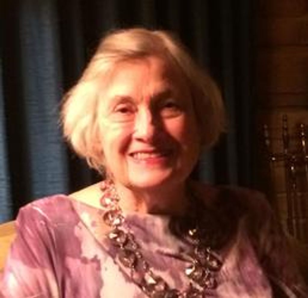 Lorraine Domaratius Profile Photo