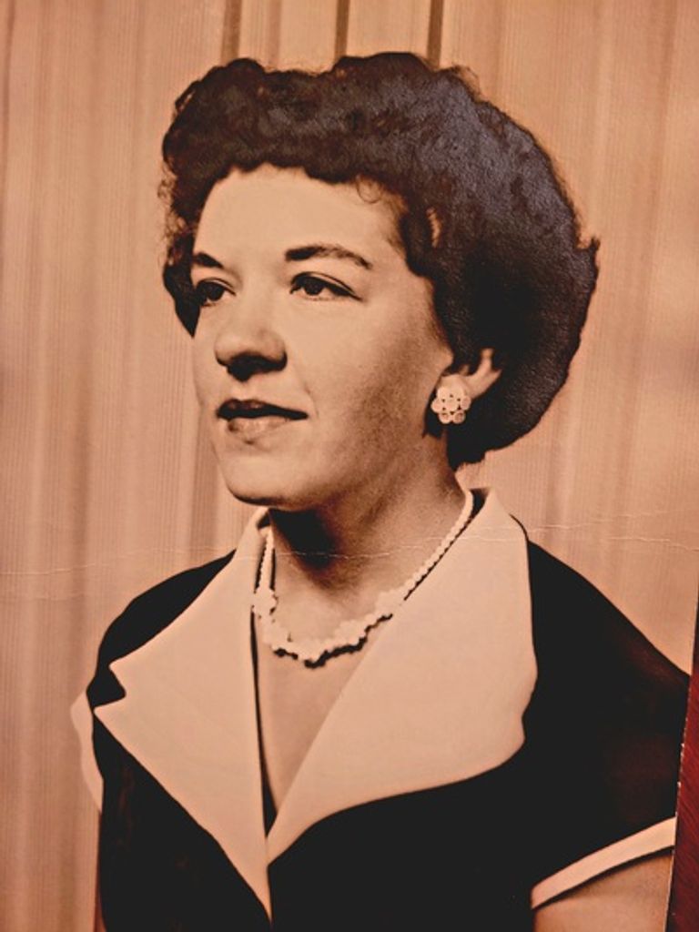 Evelyn Jones