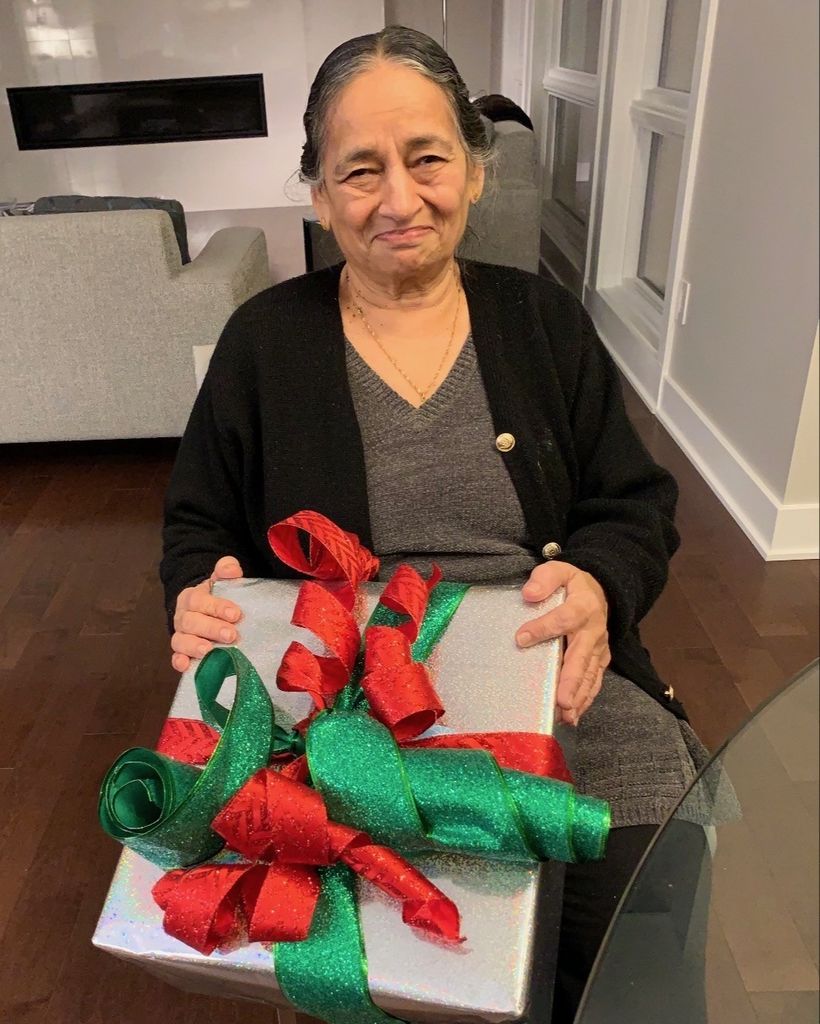 Saroj Surendra Parikshak Profile Photo