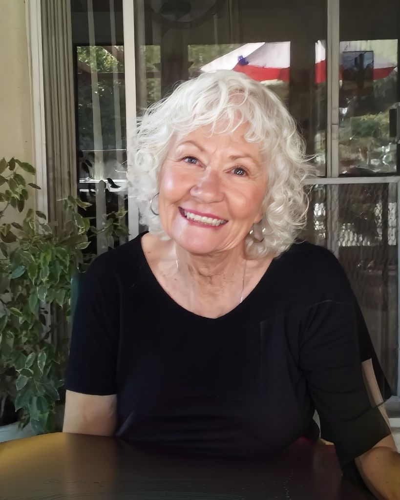 Della Booth Profile Photo