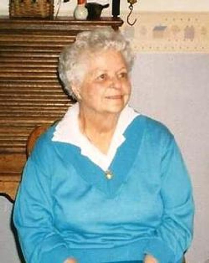 Lillian Lola Lintecum Profile Photo