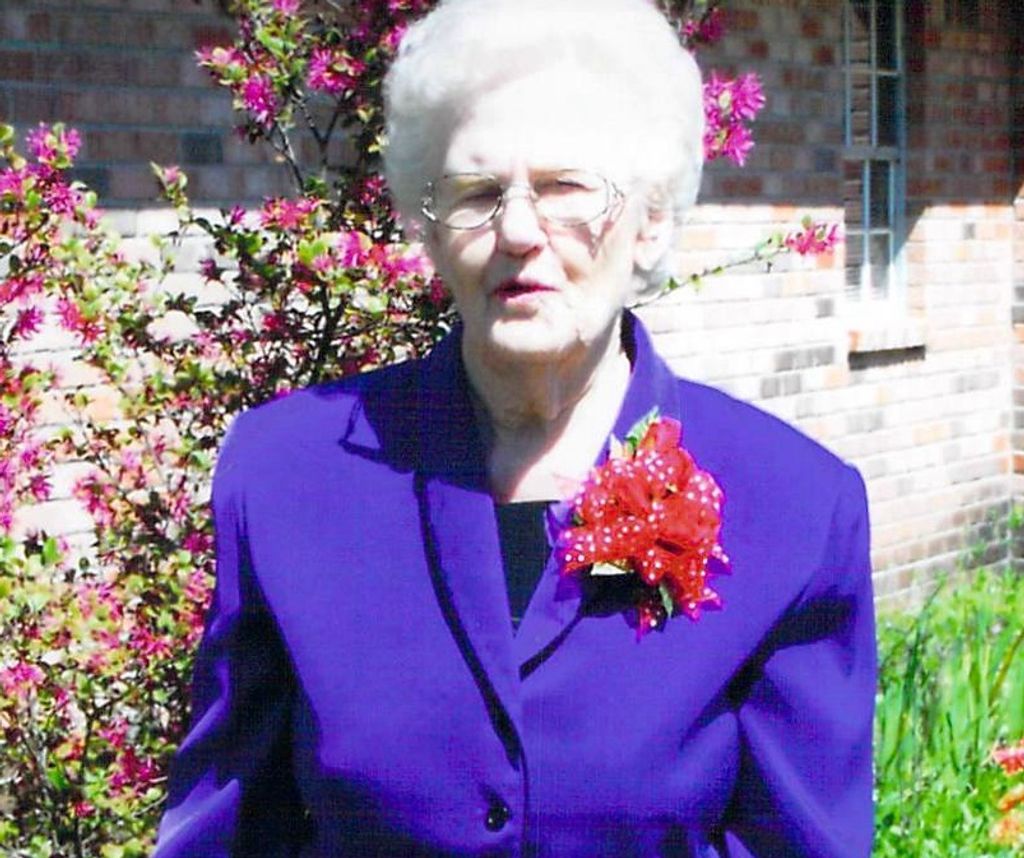 Lovella Iles
