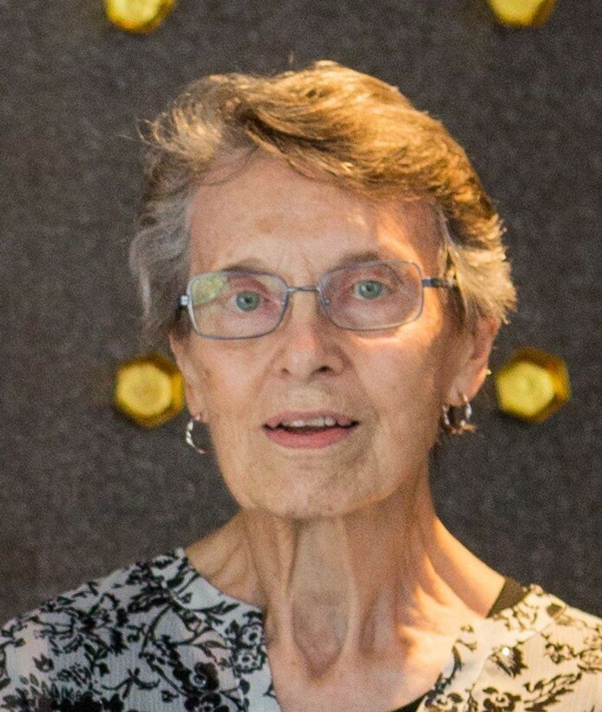 Carolyn Jeanette Laclair