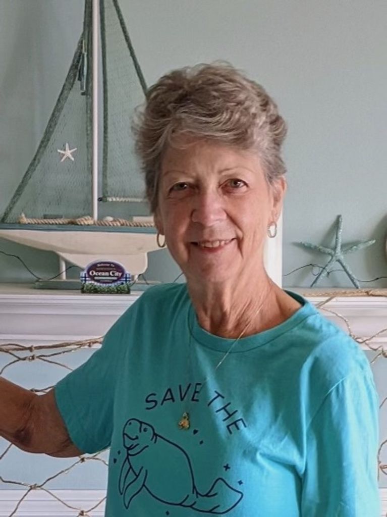 Lois E Robinson Profile Photo