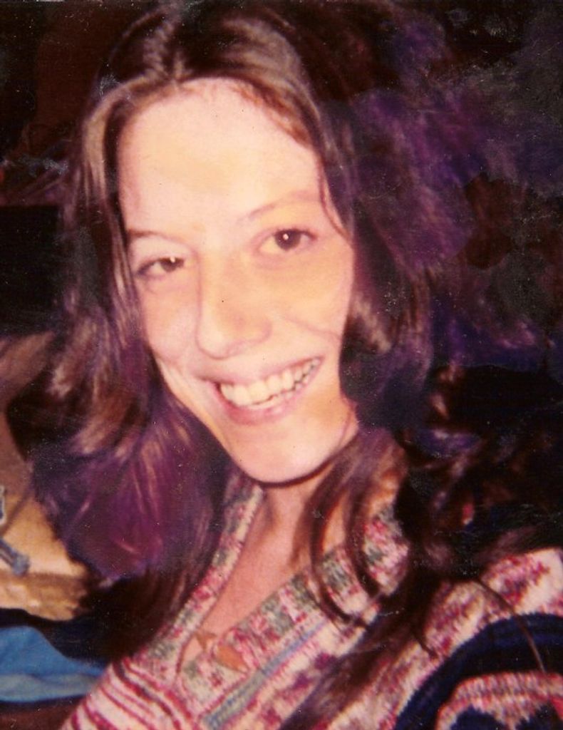 Marilyn Ray (Simmons)  Lumpkin