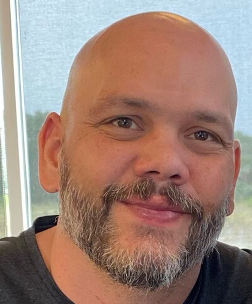Jason Barrera Profile Photo