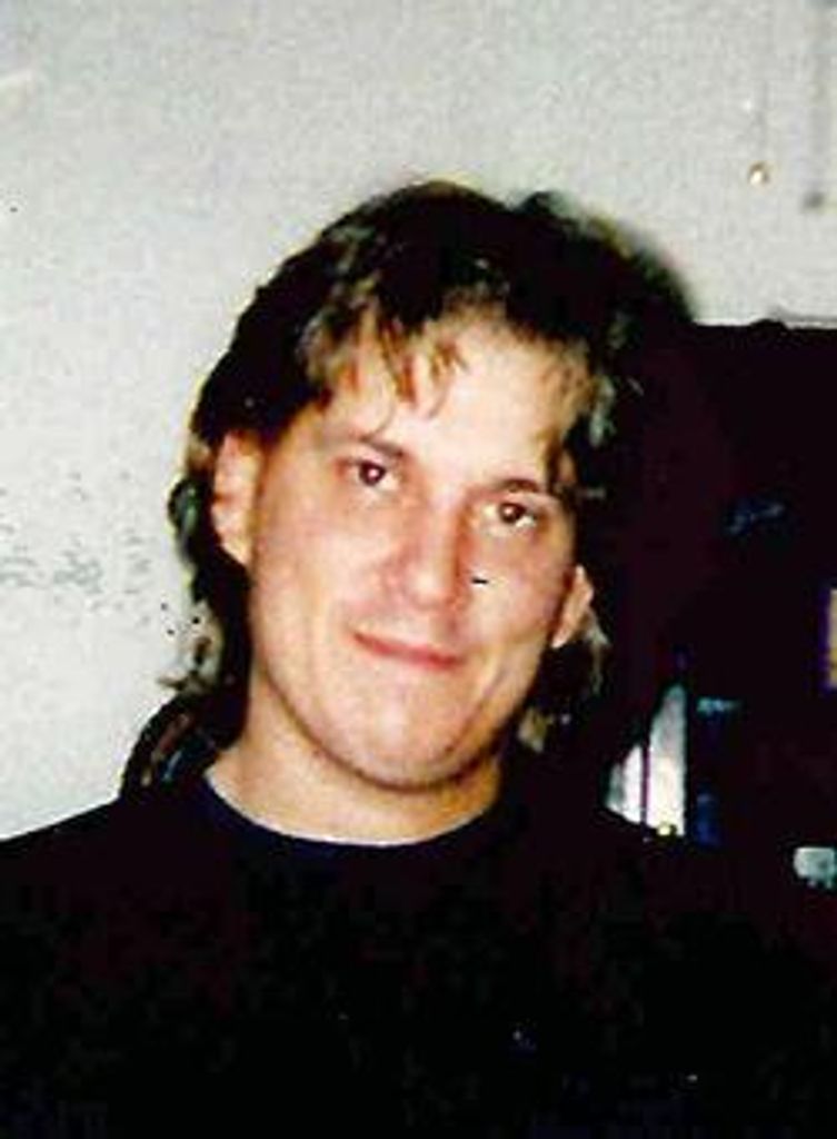Larry Edward Lund Jr.