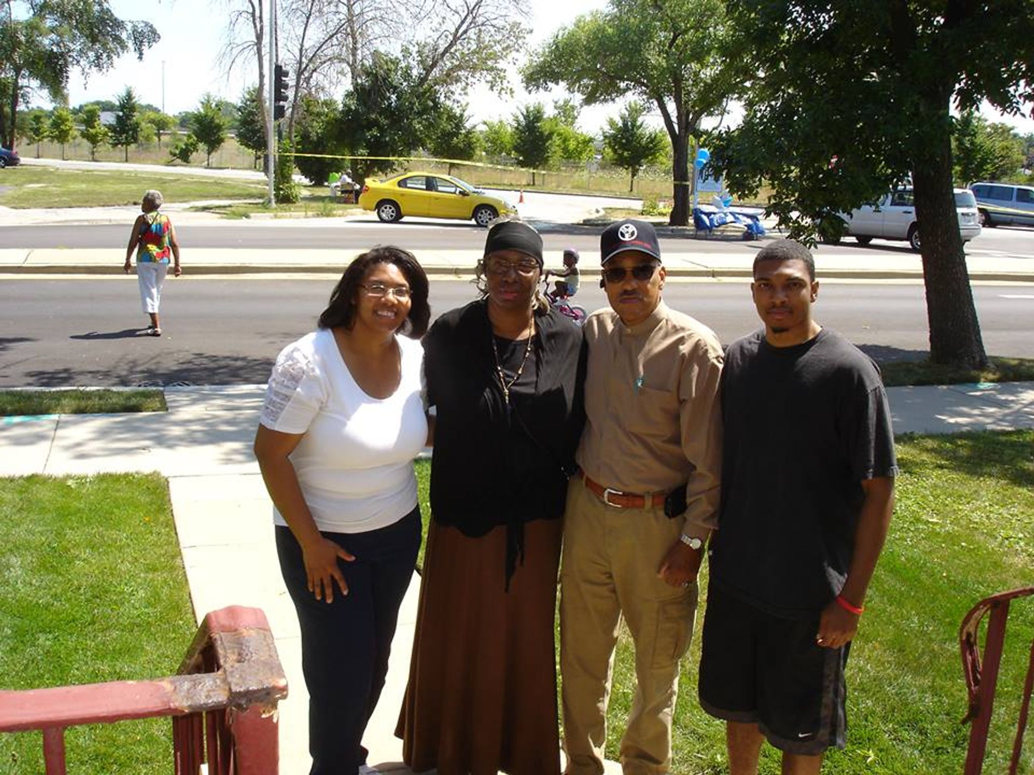 Dexter Allison photo gallery image 1 of 4
