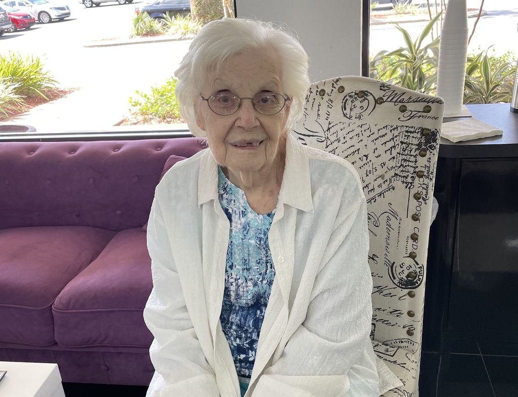 Loretta Christopher