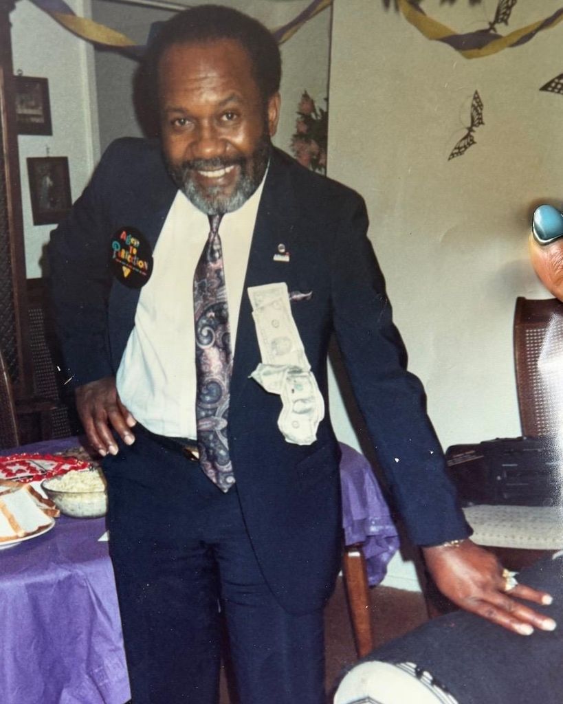 Lonnie Bell