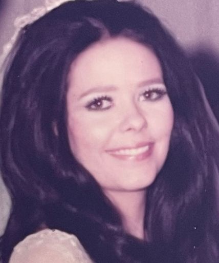 Barbara Ellis photo gallery thumbnail 39 of 50