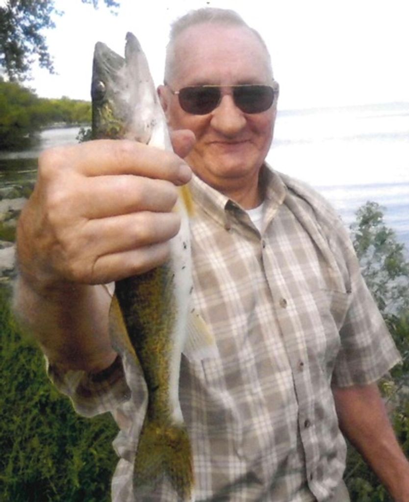 Larry W. Martinek Profile Photo