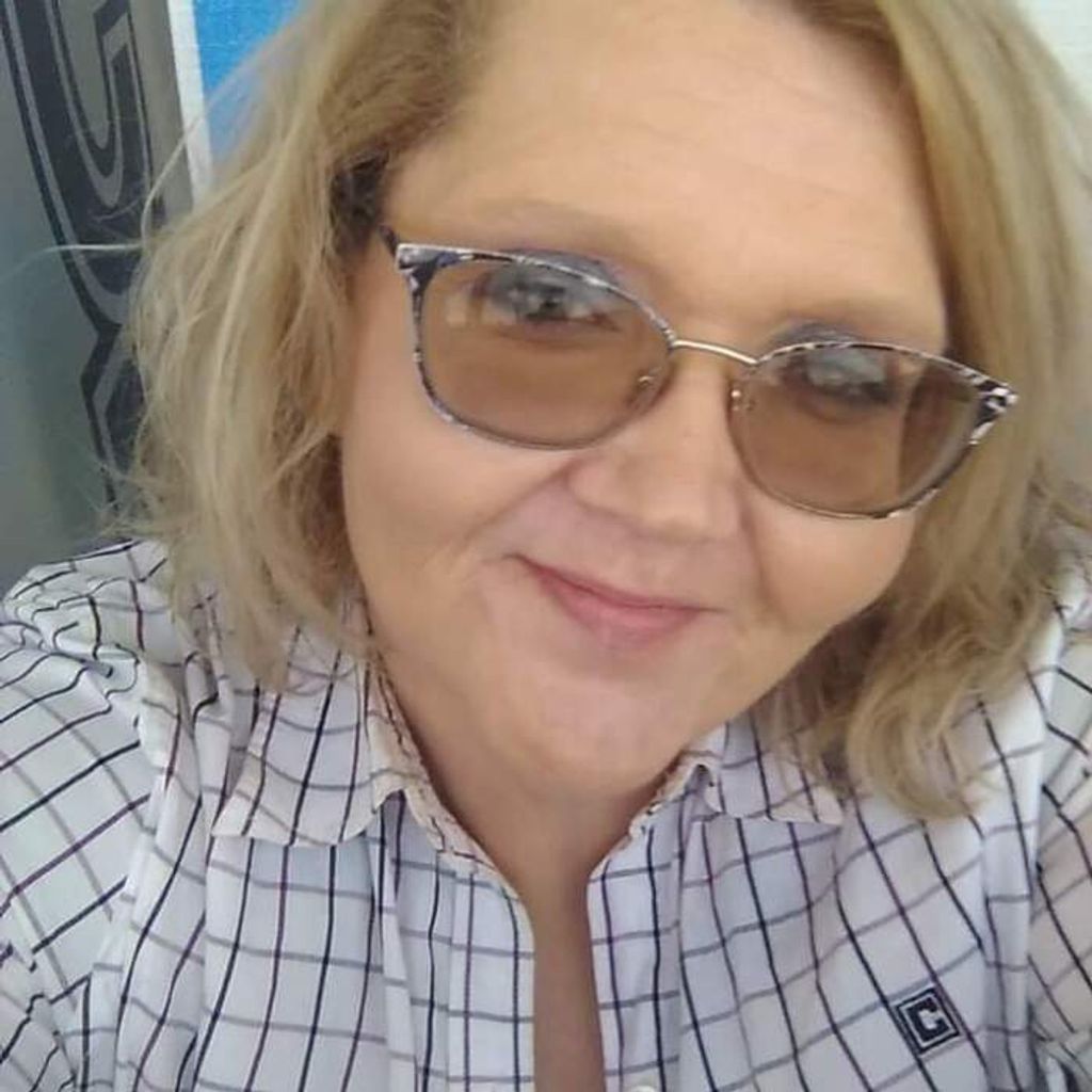 Rebecca Ann Rielly Profile Photo