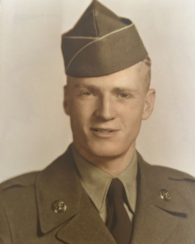 Carris "Tommy" Crumpler