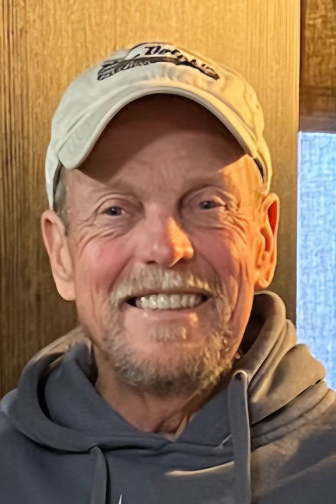 Lloyd John Neuharth Profile Photo