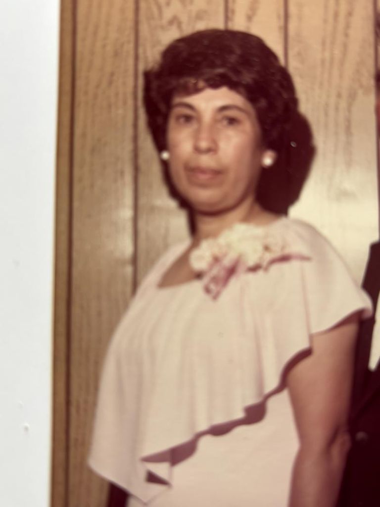 Rebecca Hinojosa Profile Photo