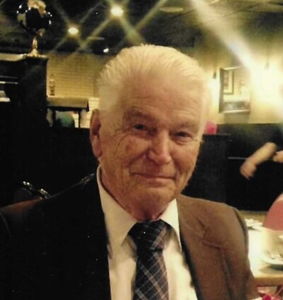 Leigh M. Leclair Profile Photo
